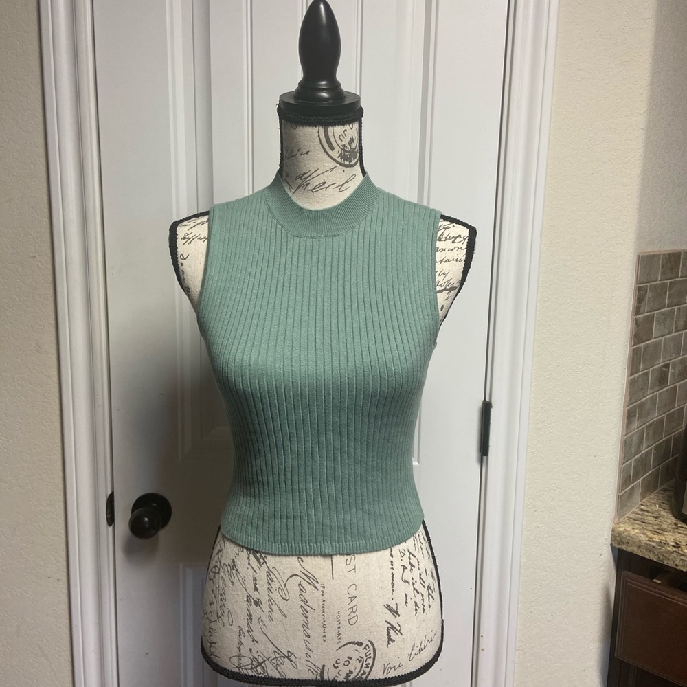 Ribbed Lulu’s Basic Sweater Top - image 1